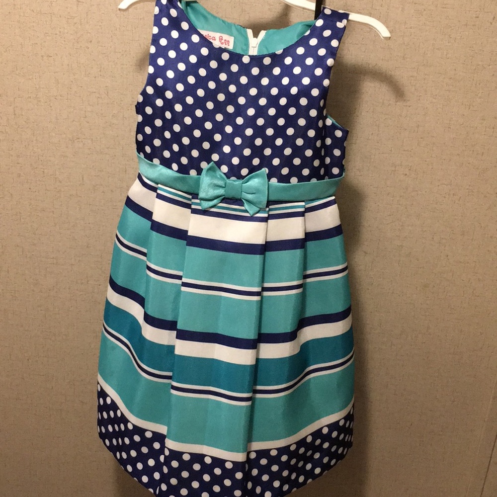Girl dress